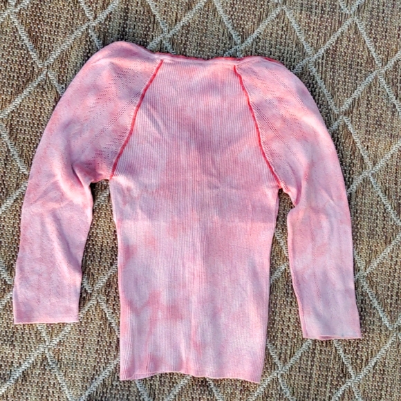 Cute top from Free... - Picture 3 of 3